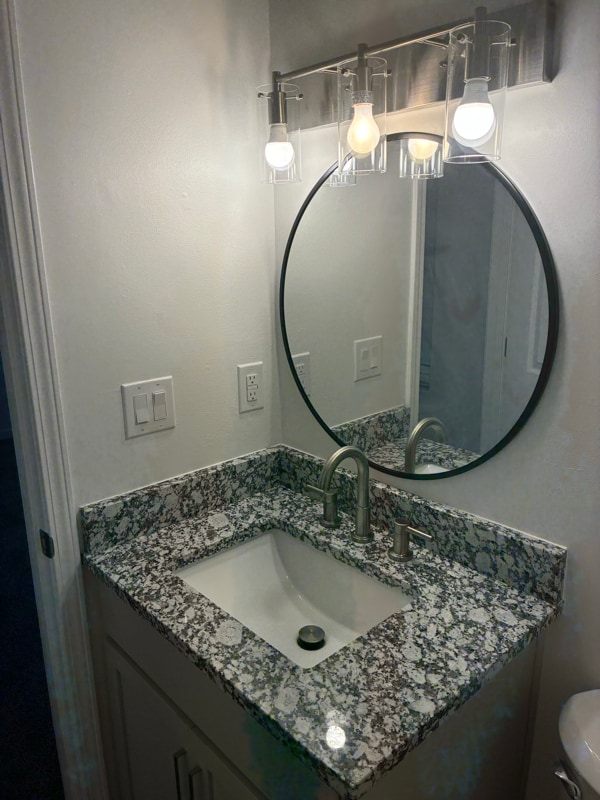 Building Photo - 3910 Dunbar Ave