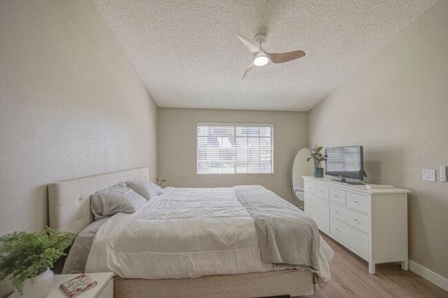 Building Photo - Beautiful 2 Bedroom Condo in Gilbert