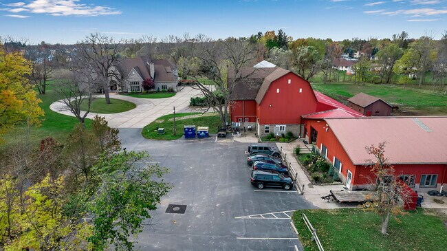 Building Photo - 5938 Newhouse Rd