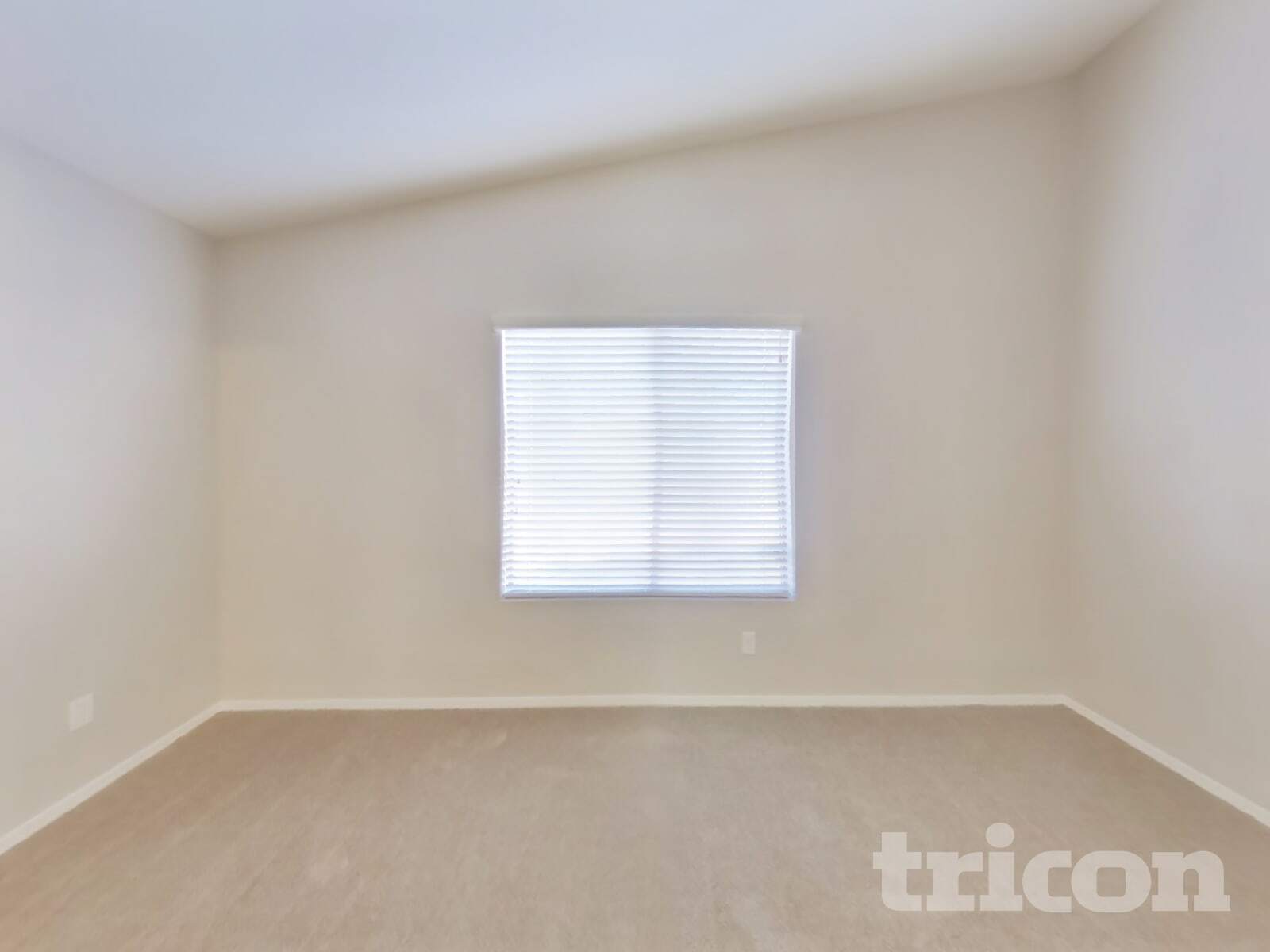 Building Photo - 11122 E Arbor Ave