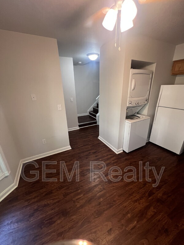 Building Photo - 10717 Greta Lynn Ct