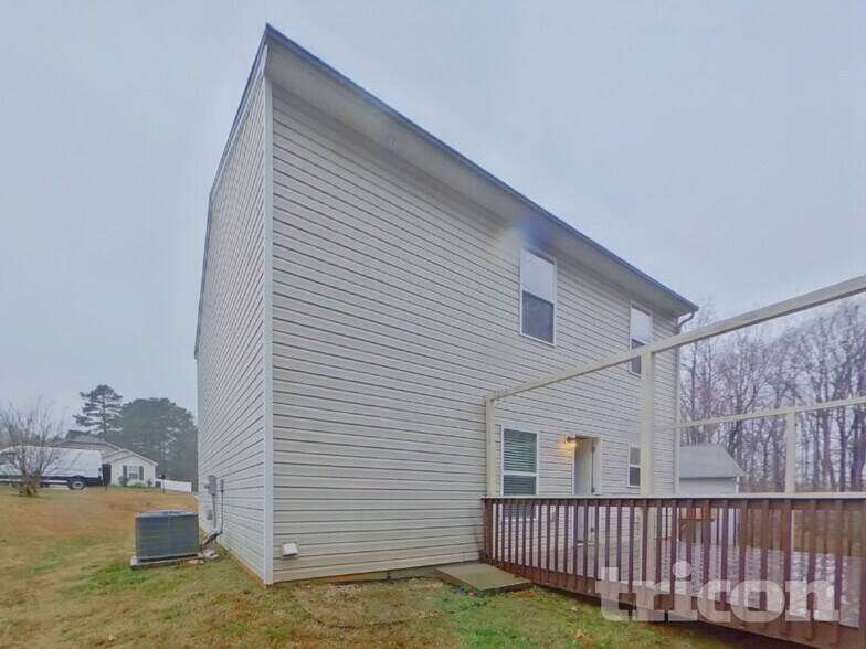 Building Photo - 437 Brookfield Dr