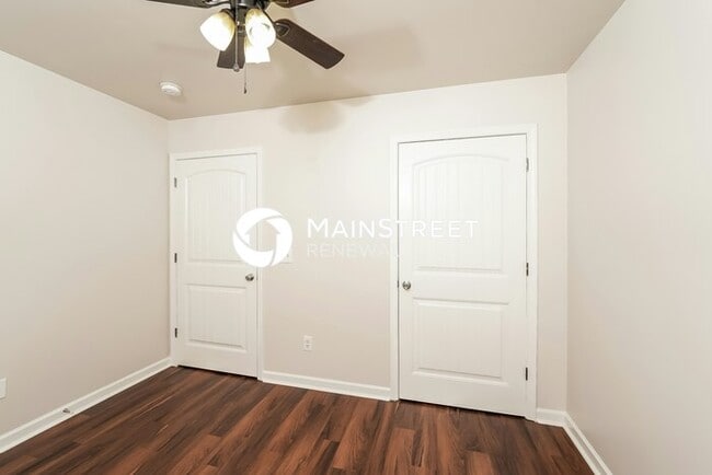 Building Photo - 3 Bedroom Pet-Friendly Home in CALERA, AL with Main Street Renewal