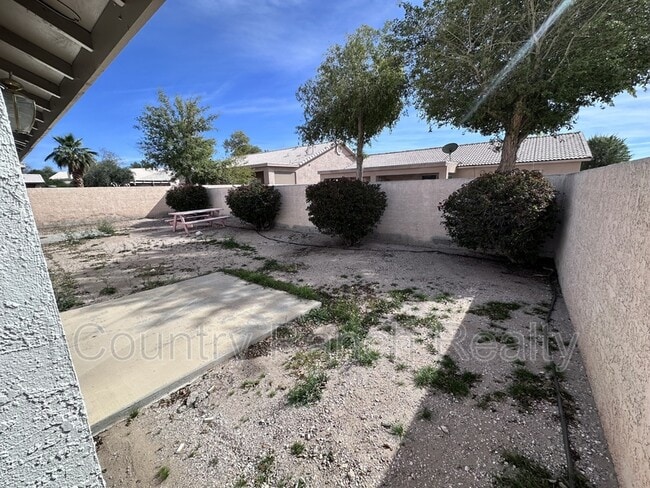 Building Photo - 1934 Easy St