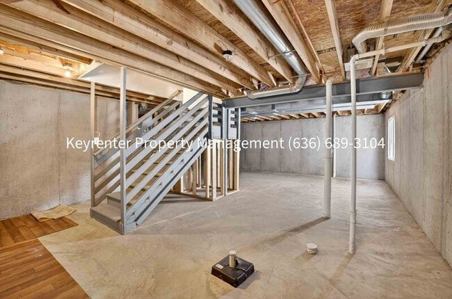Building Photo - 229 Charlestowne Place Dr