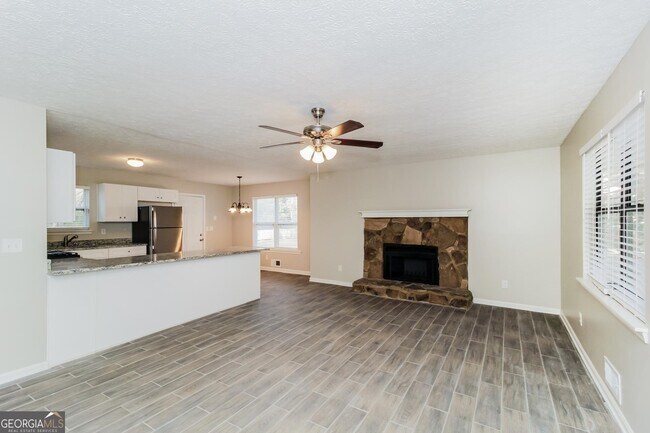 Building Photo - 68 Powder Ct