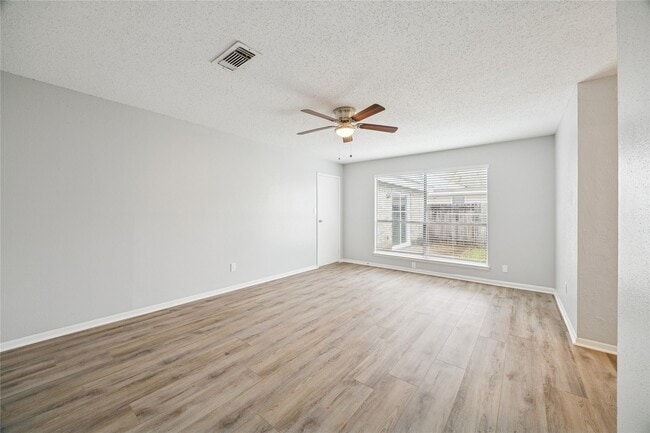 Building Photo - 13838 Beech Hollow Ln