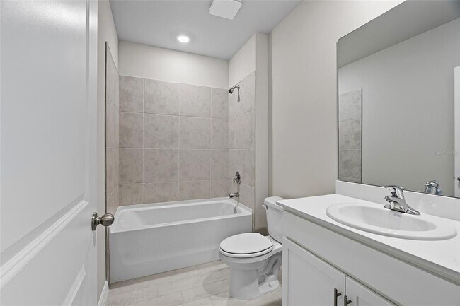 Building Photo - 25222 Cadiz Dr