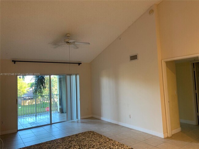 Building Photo - 2620 S University Dr