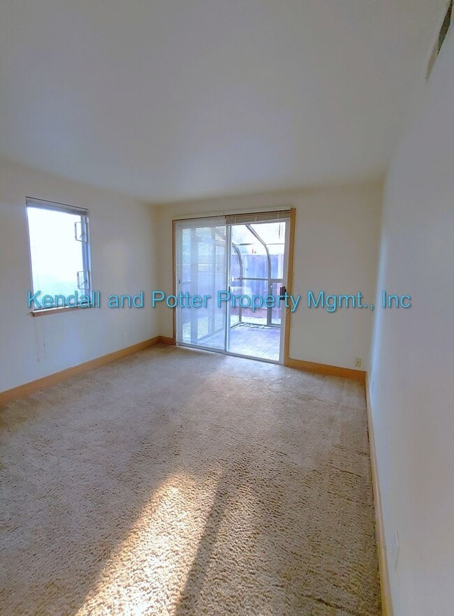 Building Photo - Unique Yacht Harbor 3bed/2bath Home with S...