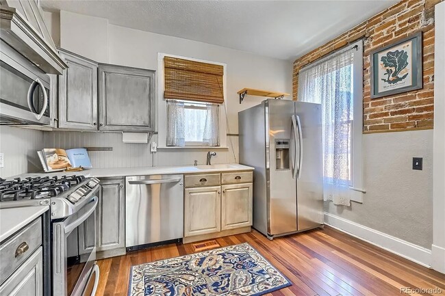 Building Photo - 4188 Winona Ct