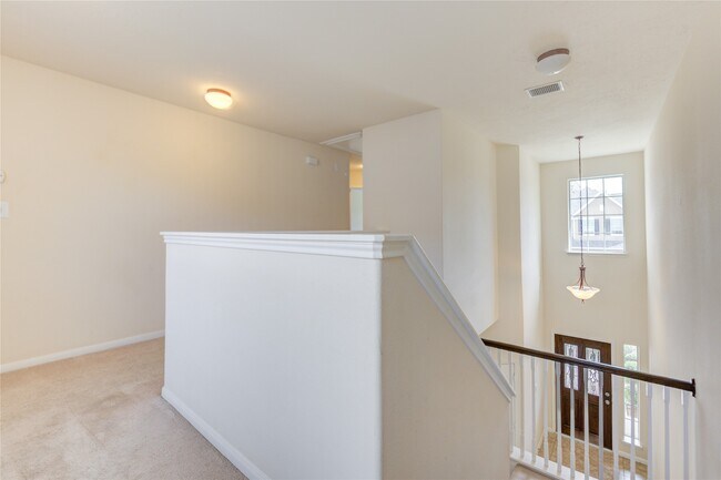 Building Photo - 8422 Sunset Loch Dr