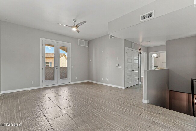 Building Photo - 6350 Escondido Dr