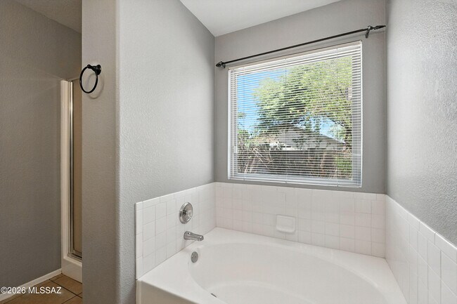 Building Photo - 7997 E Snakeroot Dr