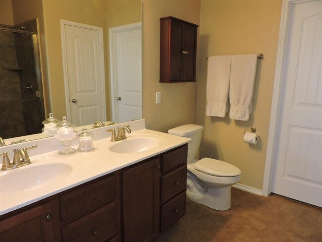 Building Photo - 1507 Crested Butte Way