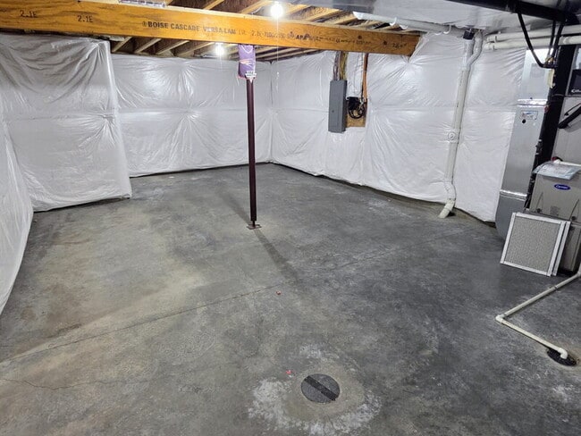 Building Photo - 950 8th St