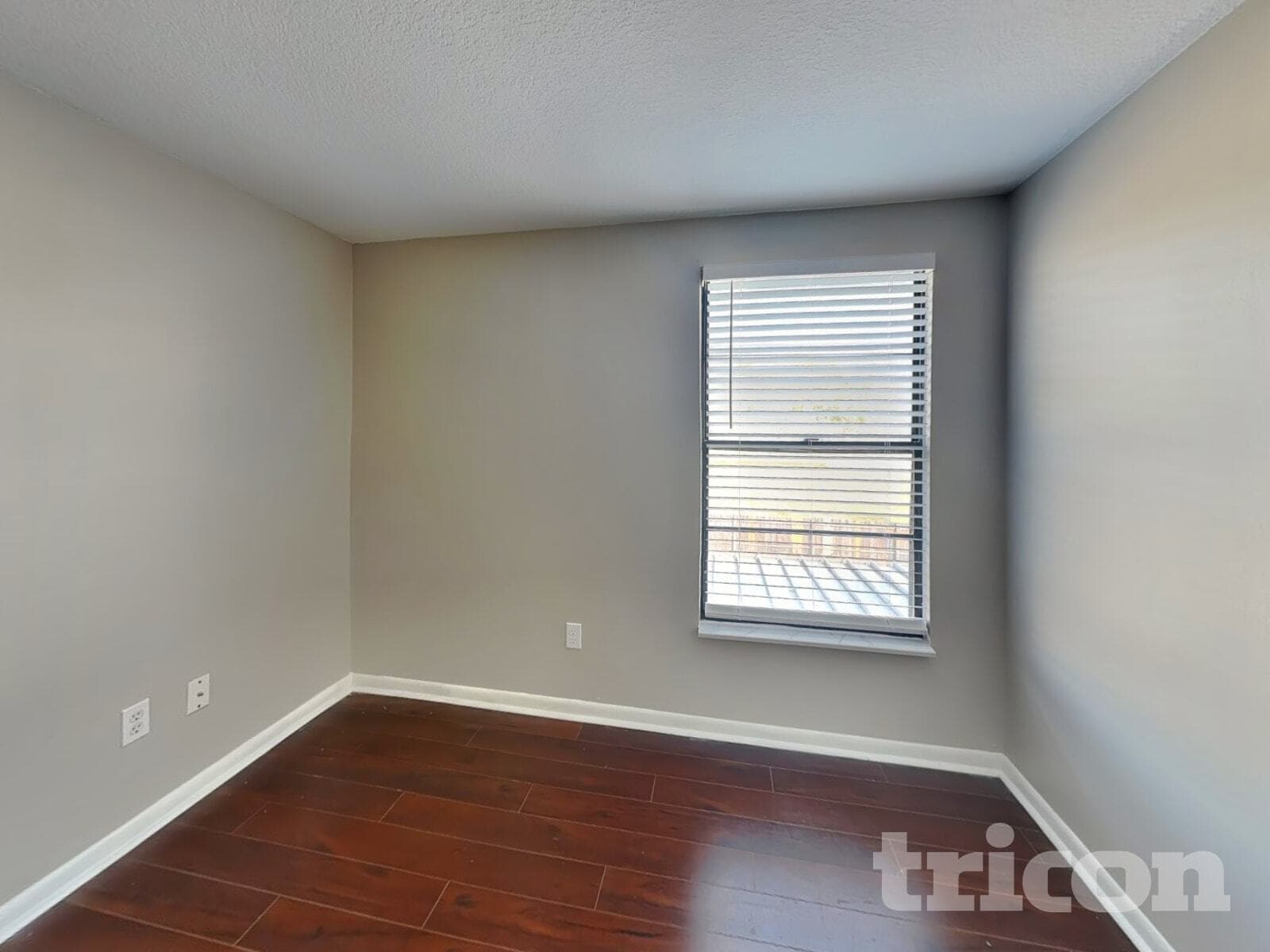 Building Photo - 16511 W Course Dr