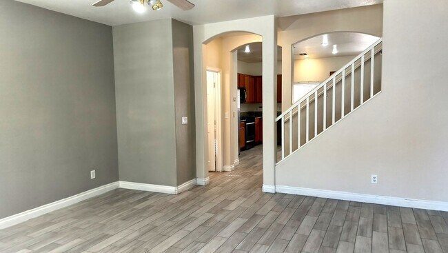 Building Photo - Spacious 4-Bedroom in Gated Copper Creek w...
