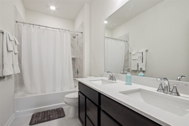 Building Photo - 2877 Grand Anse Dr