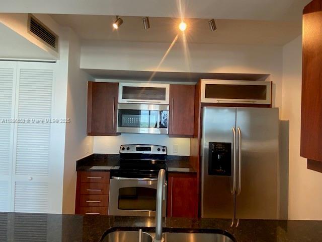 Building Photo - 7350 SW 89th St