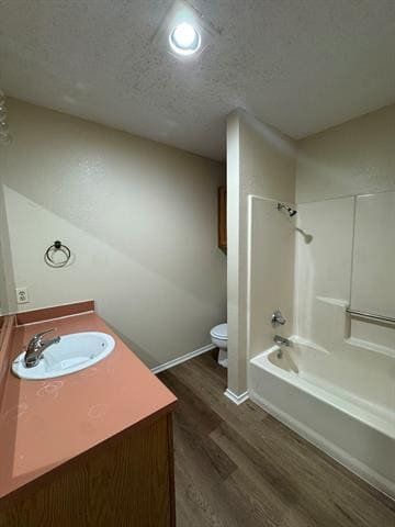 Building Photo - 4504 Spinnaker Ct