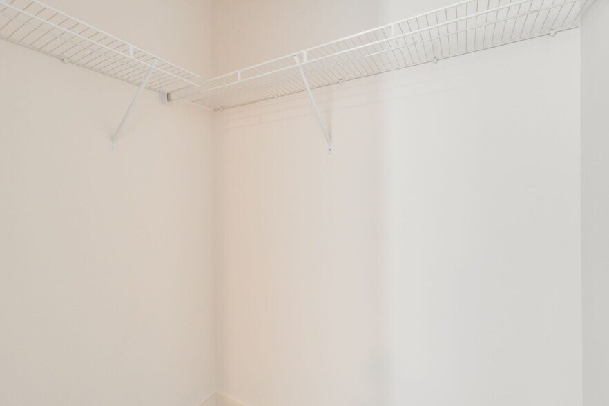 Building Photo - 2516 Richland St