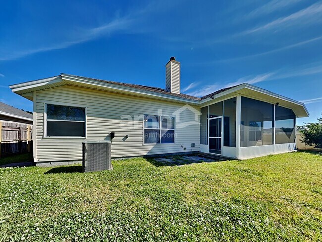 Building Photo - 716 Sid Dr