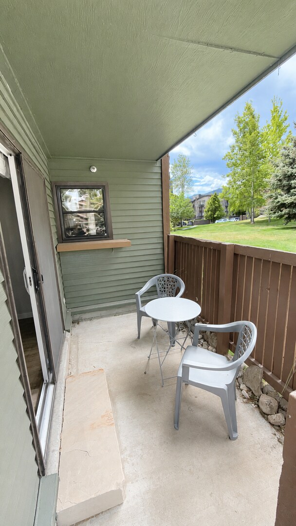 Building Photo - 2 Bed | 2 Bath Condo in Powderwood