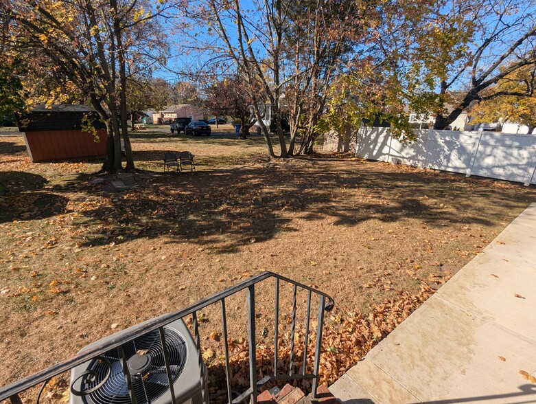 Backyard view - 1036 Apache St