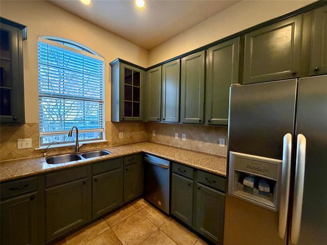 Building Photo - 1924 Lantana Ln