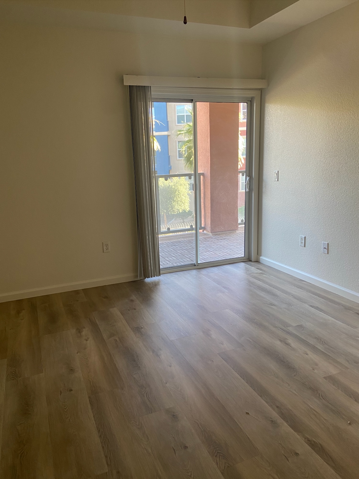 Guest Bedroom - 39 E Agate Ave