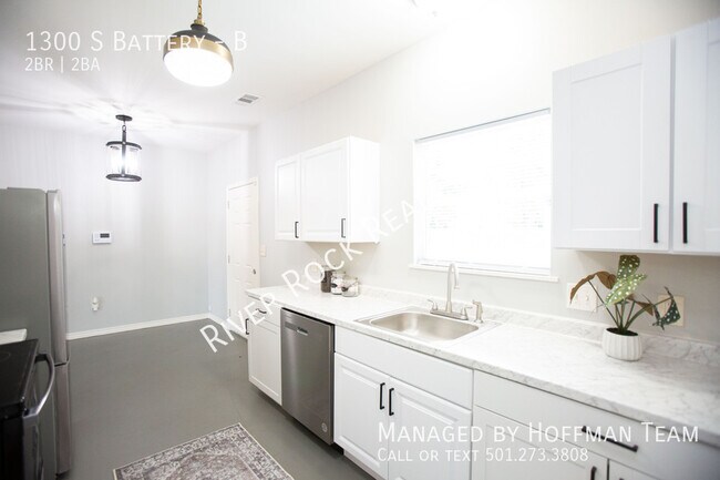 Building Photo - 1300 S Battery St