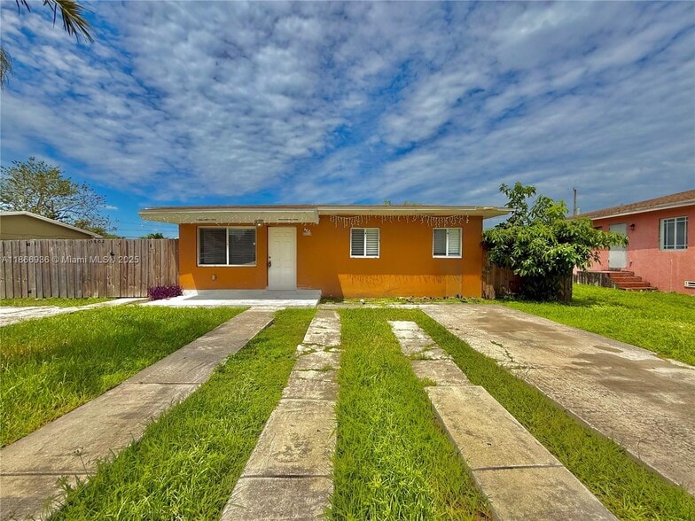 Primary Photo - 15800 NW 39th Pl
