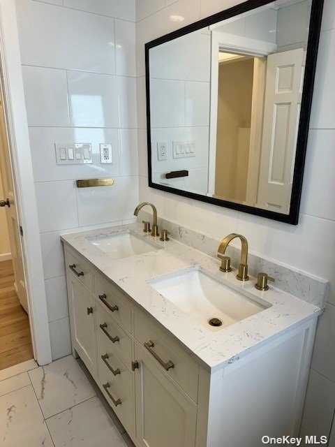 Building Photo - 27 Fairfax St