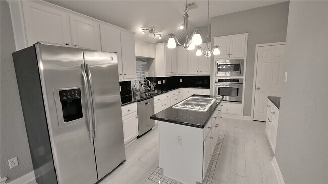 Building Photo - 1314 Caravelle Ct