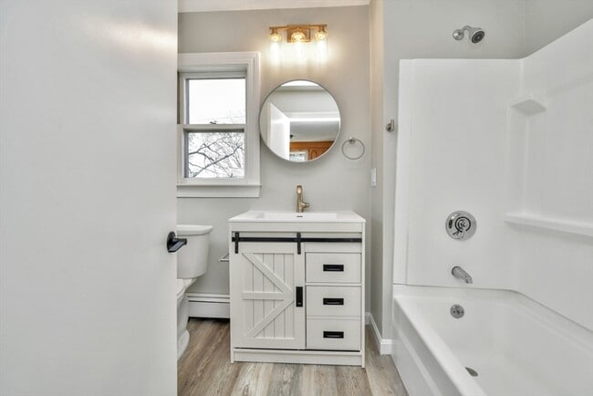 Building Photo - 1 Summer St