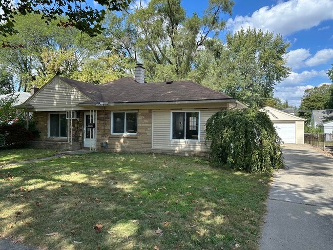 Primary Photo - 24448 Carlysle St