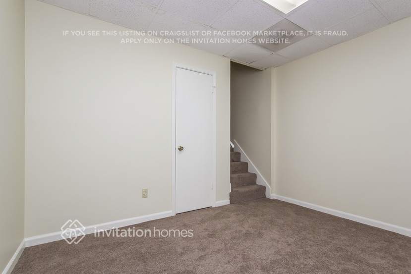 Building Photo - 4015 N Quail Dr