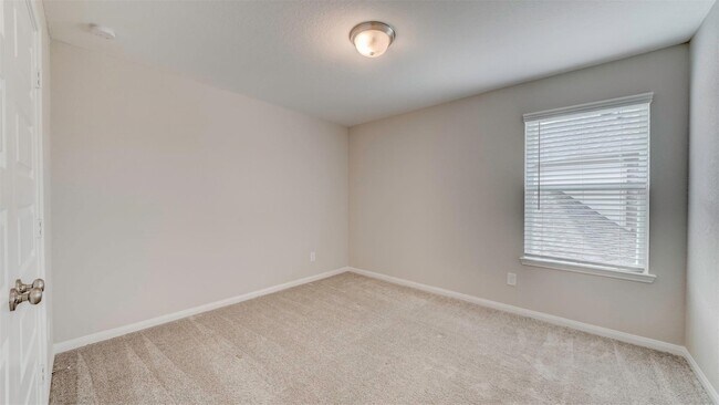 Building Photo - 2208 Gadwall Ct