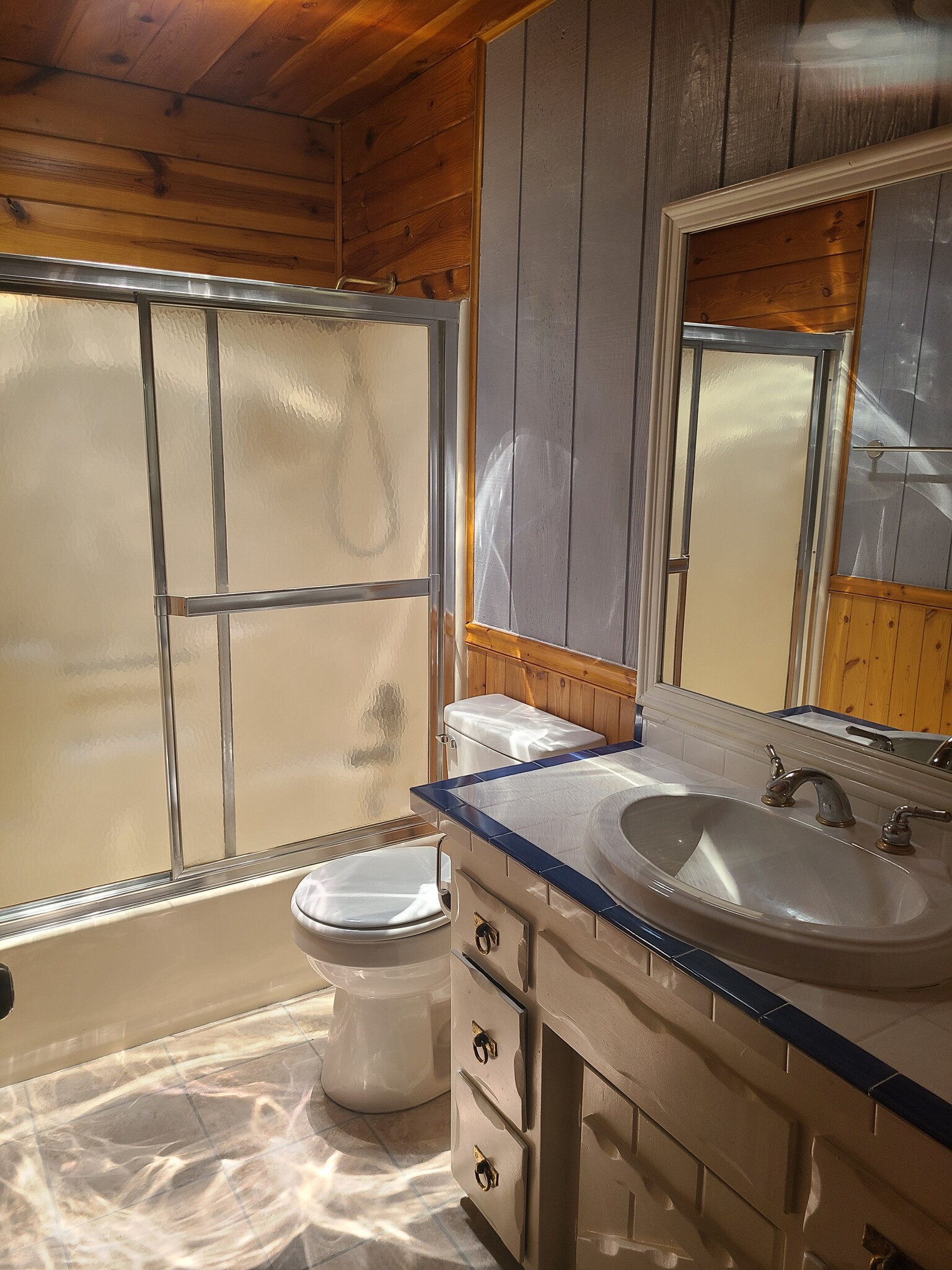 Building Photo - 15325 Acacia Way