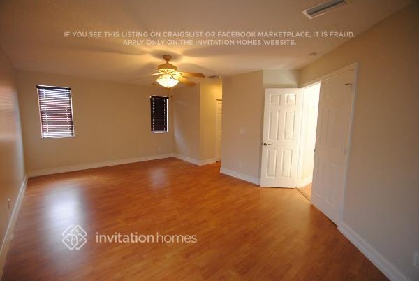 Building Photo - 5700 NW 62nd Manor