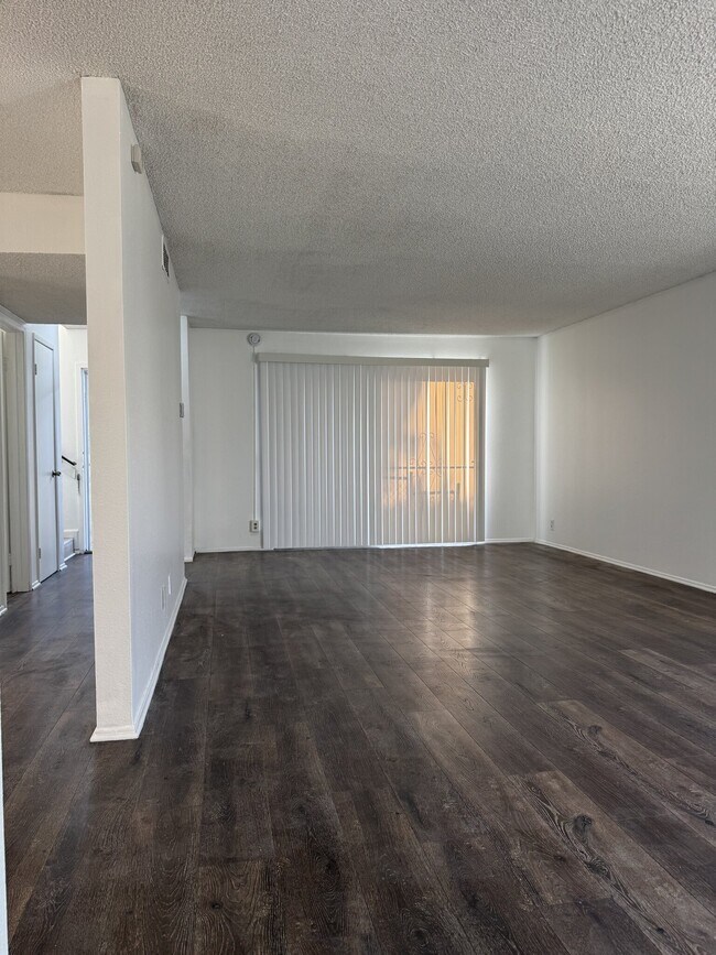 Building Photo - 2366 Bullard Ave