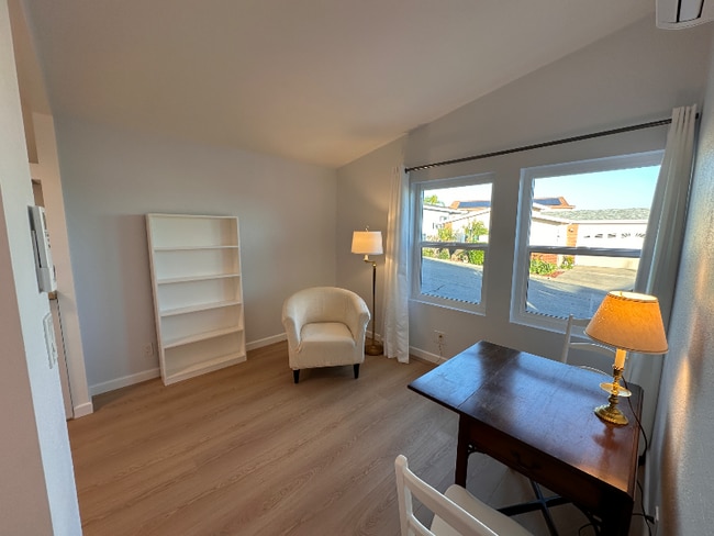 Building Photo - 628 Via Bolivia