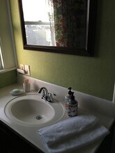 Building Photo - 1044 23rd St