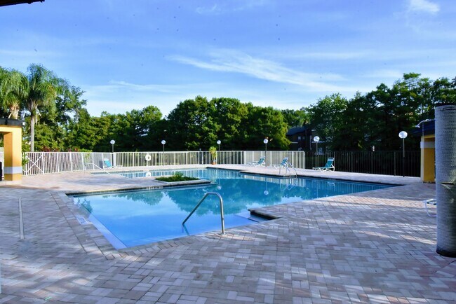 Building Photo - 2/2 Fully Furnished Condo in Orlando