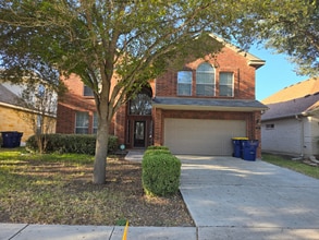 Building Photo - 426 Sorenstam Way