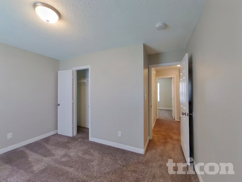 Building Photo - 7433 Tassel Ct