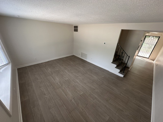 Building Photo - 202 Seminole Trail