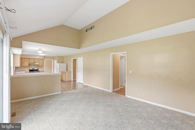 Building Photo - 251 N Caroline Pl