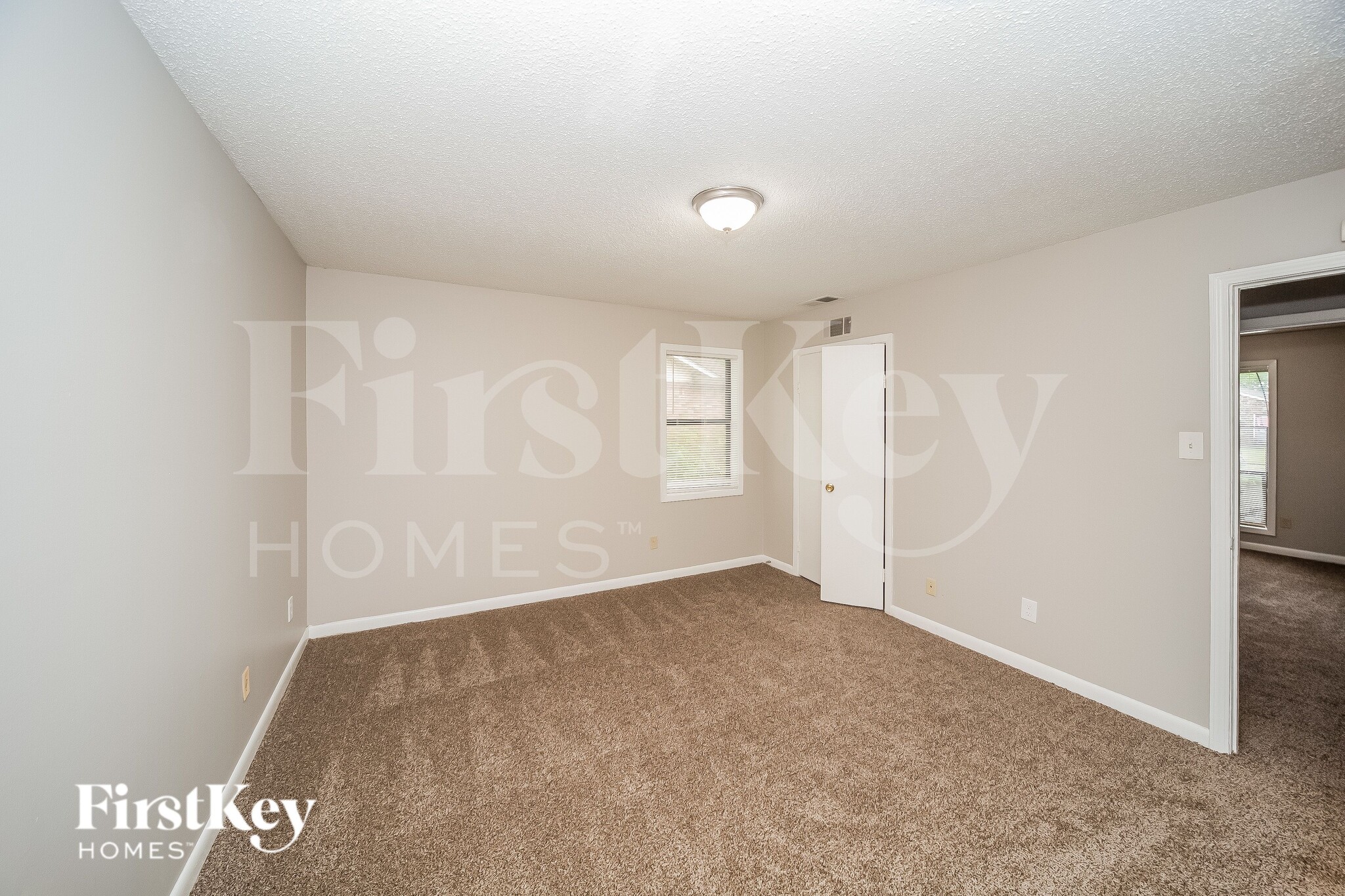 Building Photo - 4198 Rosewind Cir
